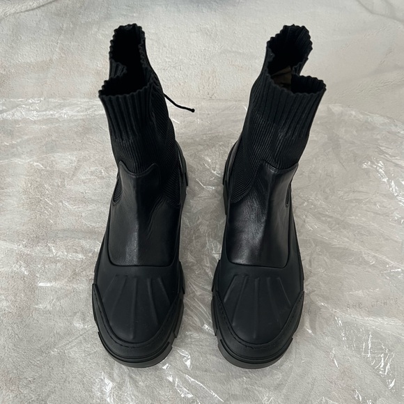 Vic Matie Ankle Boots